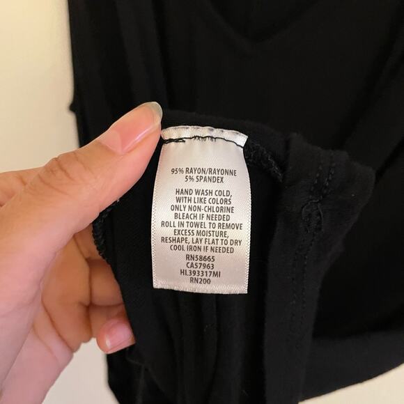 Trouvé Top Women's Small Black Sleeveless Blouse Twist Knot V Neck Workwear - Picture 5 of 6